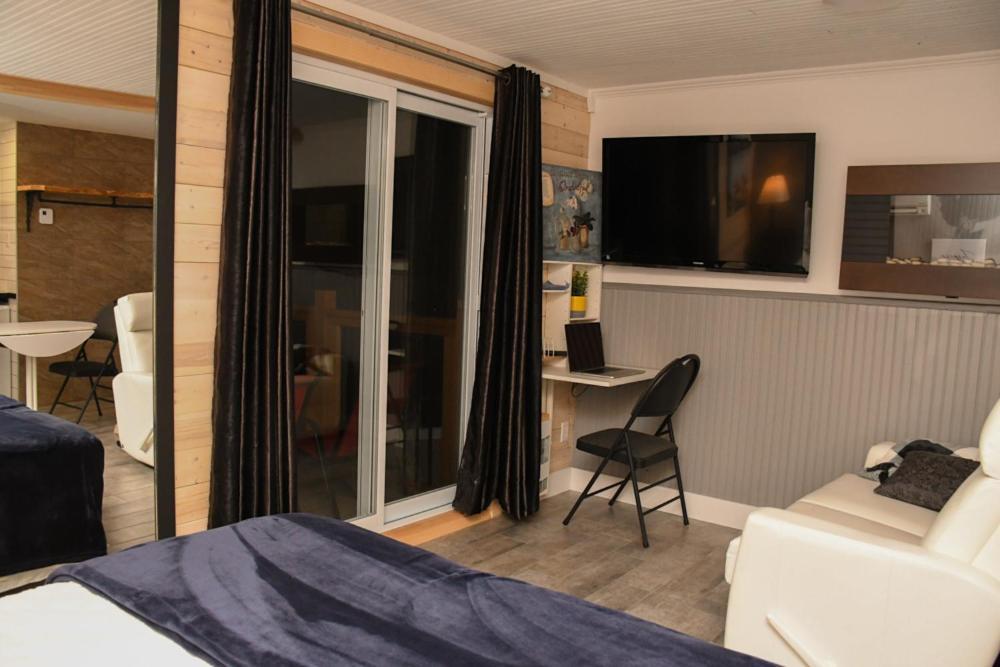 Gite Grand Moment Bed and Breakfast Cabano Exterior foto