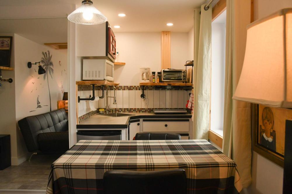 Gite Grand Moment Bed and Breakfast Cabano Exterior foto